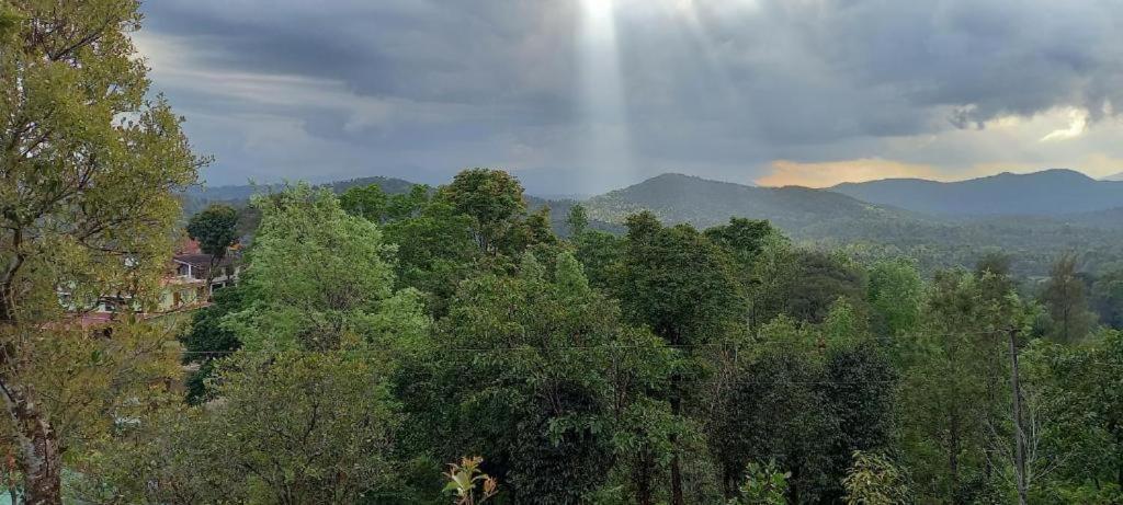 Westernghats Homestay มาดิเครี ภายนอก รูปภาพ